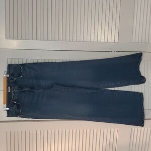 Good American wide leg jeans